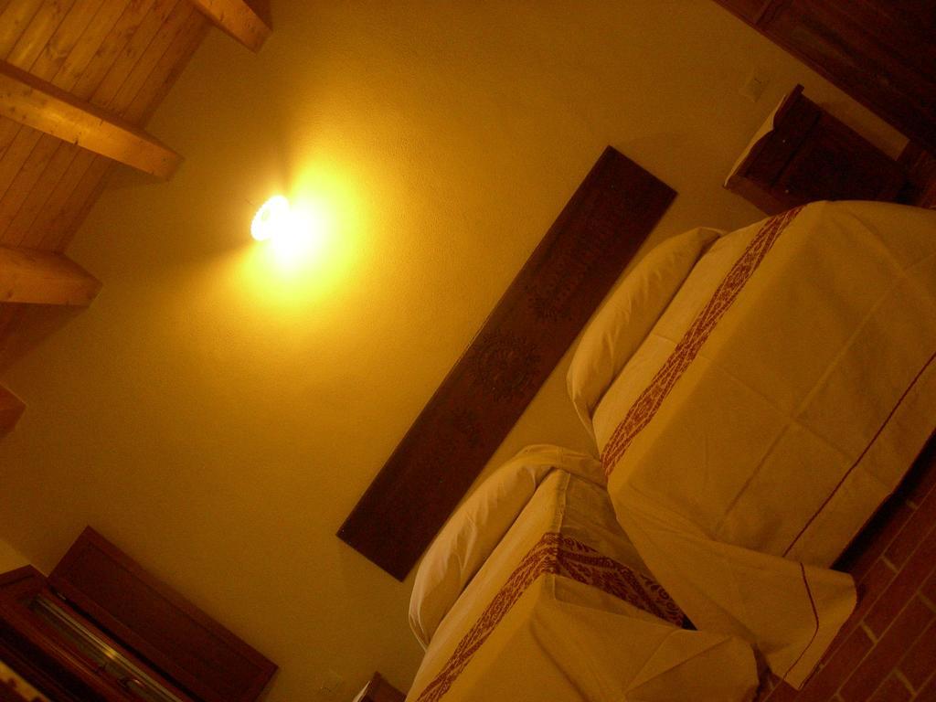 Agriturismo Battaglia Villamassargia Room photo