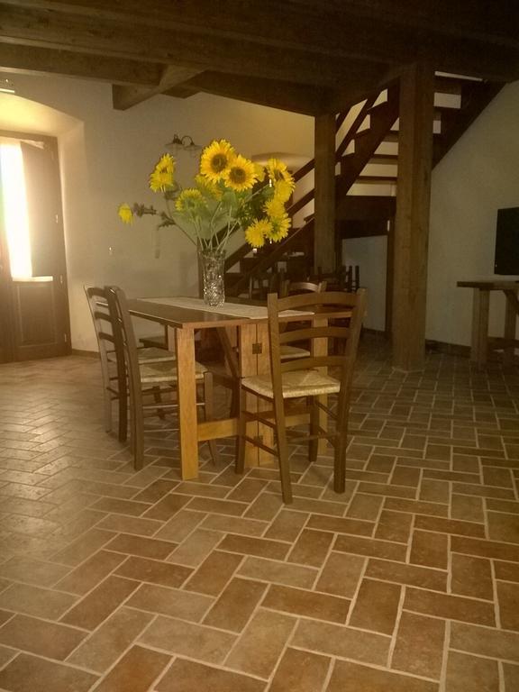 Agriturismo Battaglia Villamassargia Exterior photo